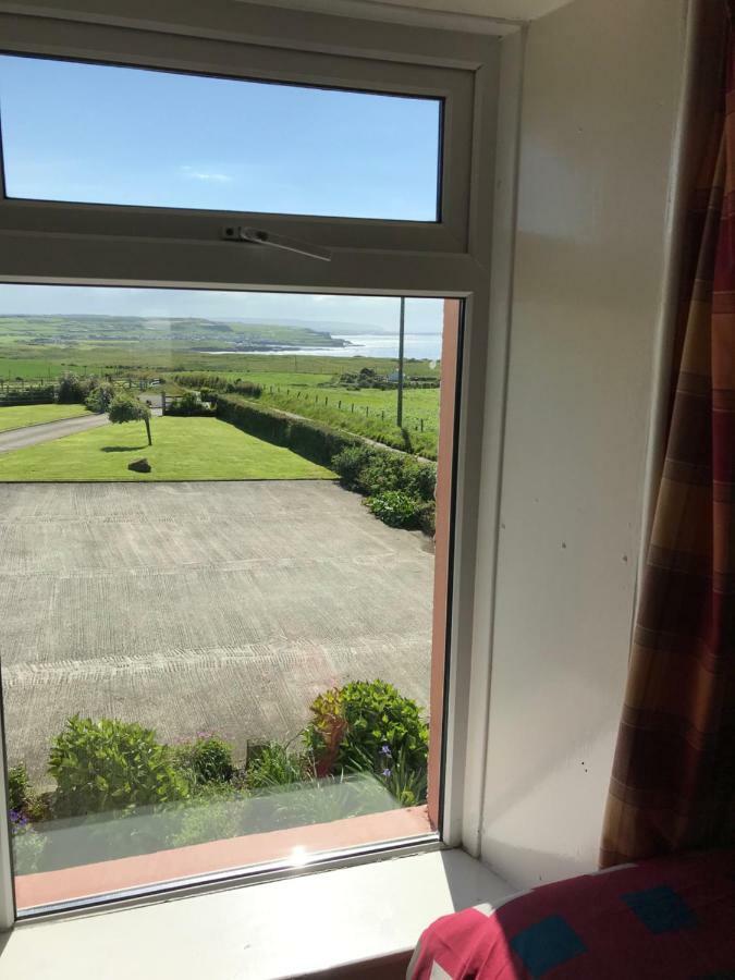 Carnside Guest House Bushmills Exterior photo